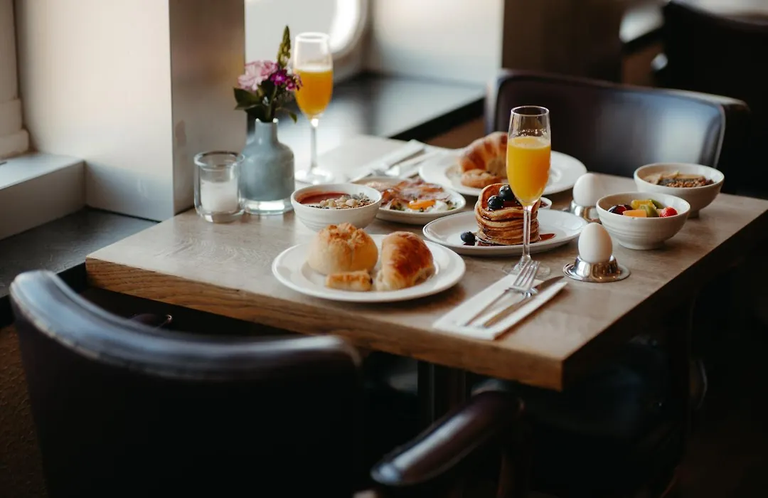 ss Rotterdam Hotel en Restaurants-1